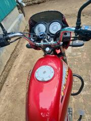 BAJAJ Platina 100